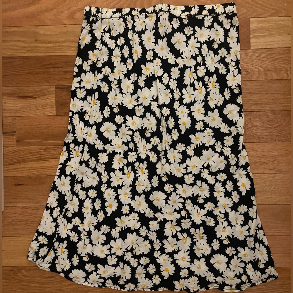 GAP Black Midi Skirt with White & Yellow Floral Print